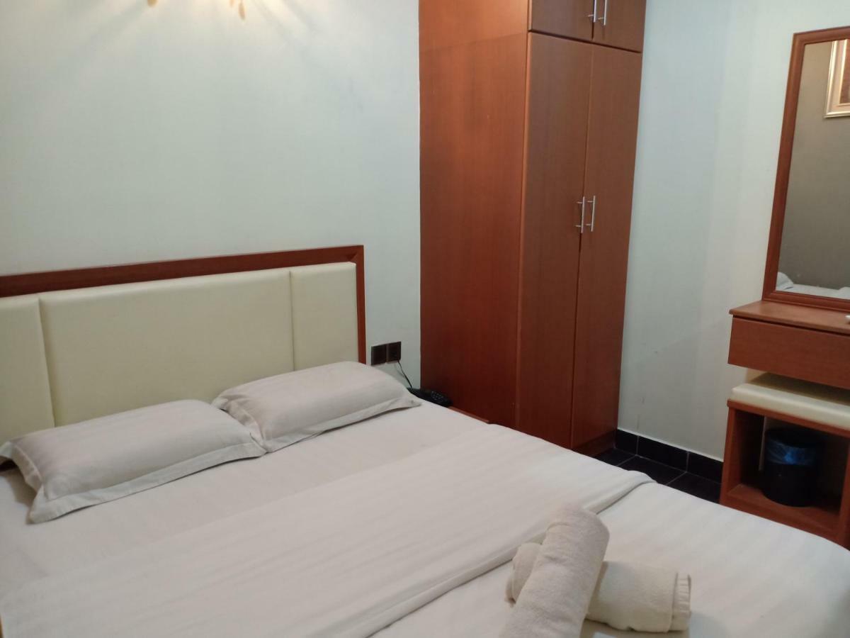 Tc Inn Business Hotel @ Seri Kembangan Eksteriør billede