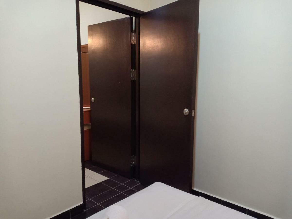 Tc Inn Business Hotel @ Seri Kembangan Eksteriør billede