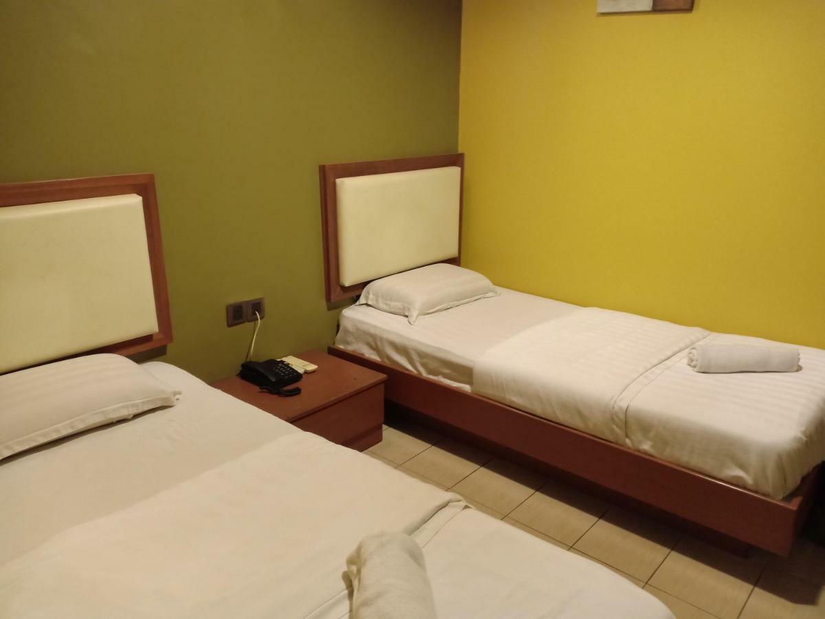 Tc Inn Business Hotel @ Seri Kembangan Eksteriør billede