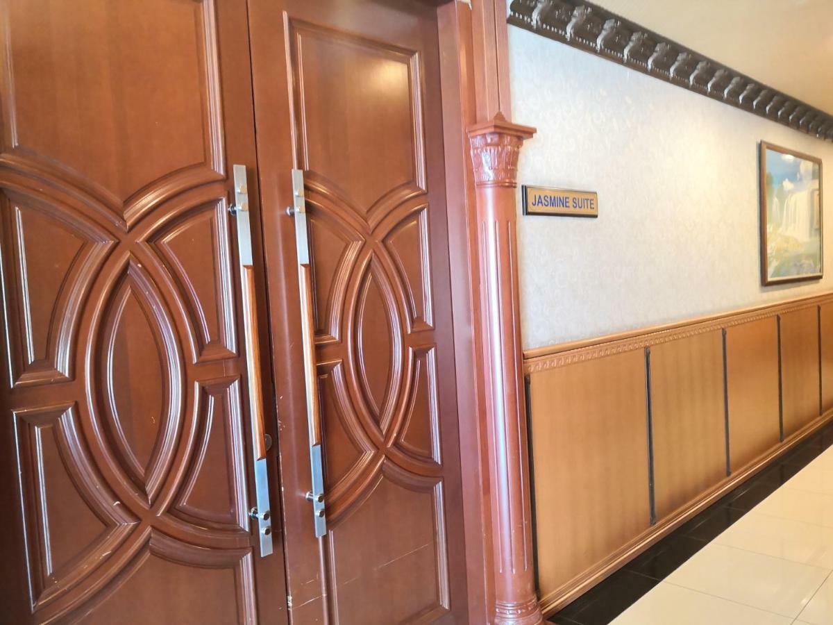Tc Inn Business Hotel @ Seri Kembangan Eksteriør billede